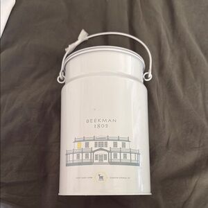 Beekman 1802 White Metal Canister